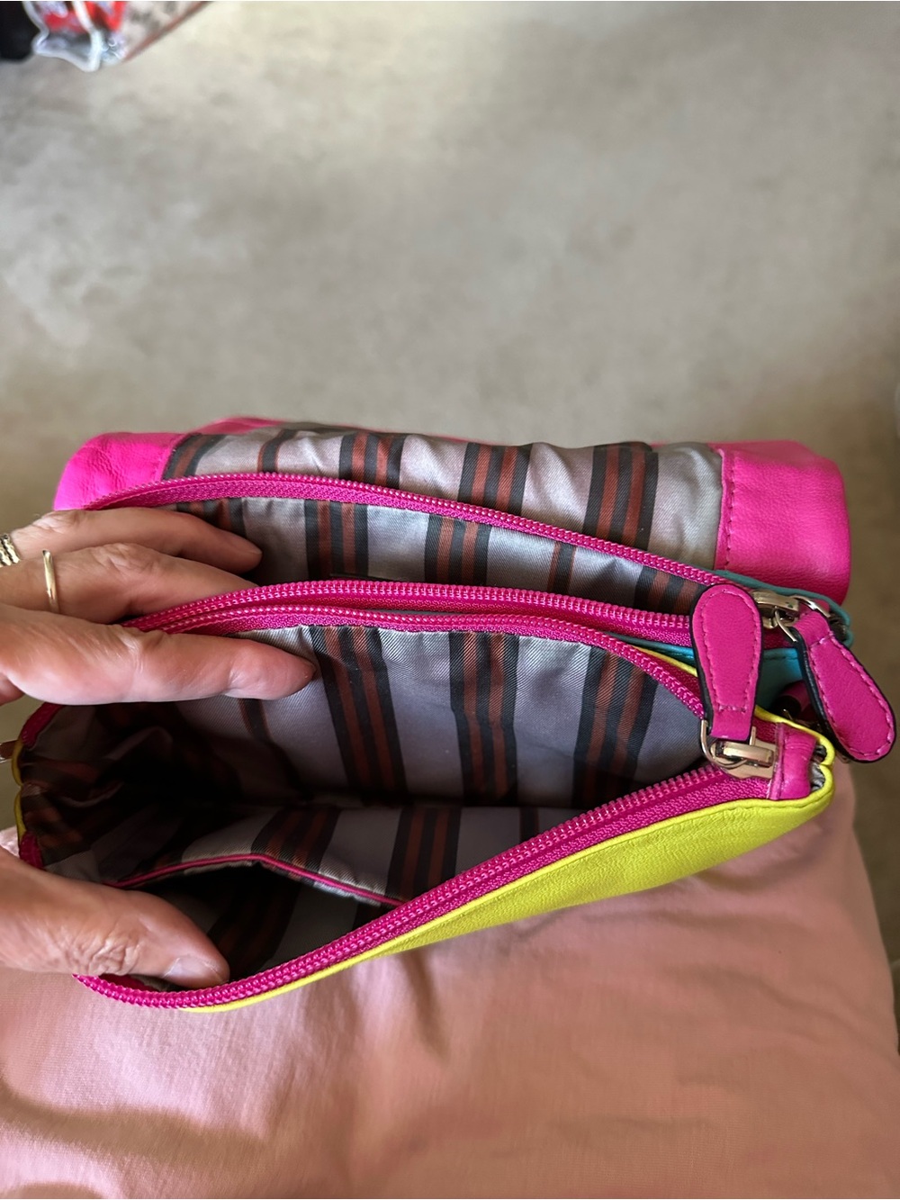 DANIER Leather multicolor ladies crossbody bag - Picture 5 of 7